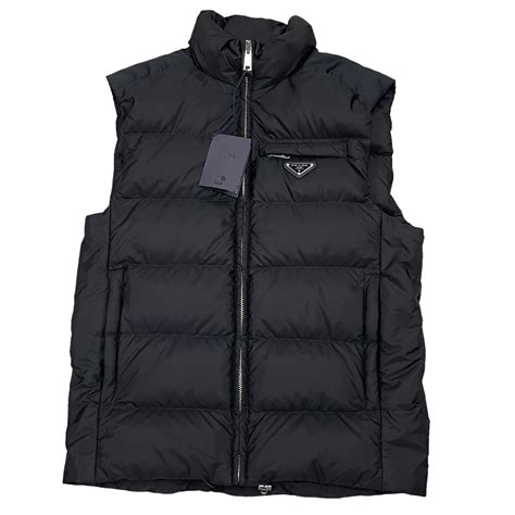 prada gilet